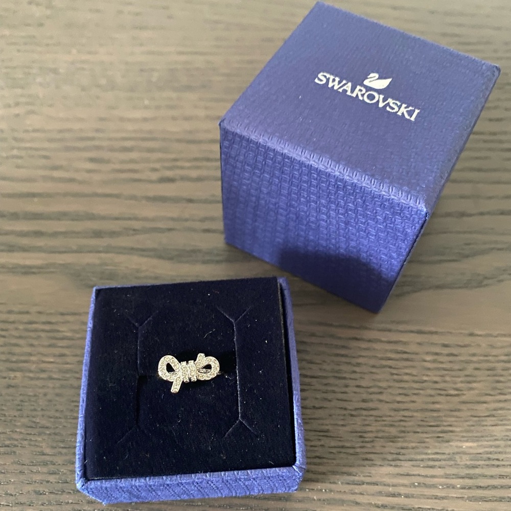 Swarovski Bow Ring